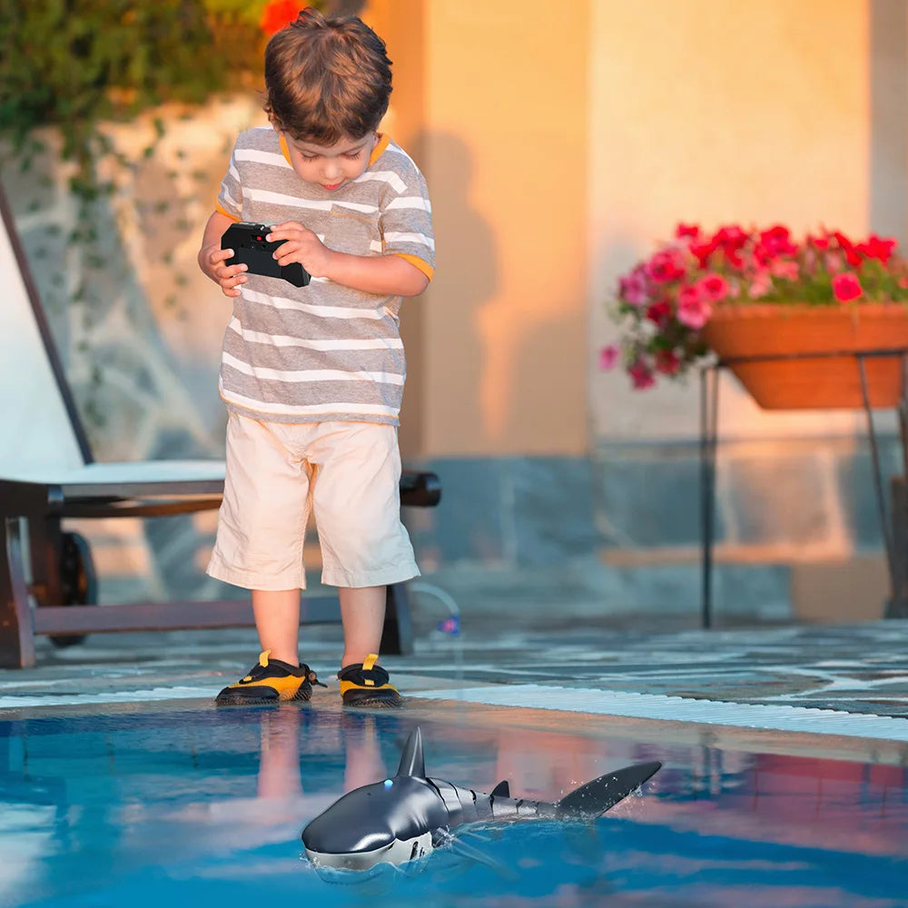 2.4GHz Wireless Remote Control Shark Toy, Waterproof Rechargeable  Shark for Bathtub Pool Summer Outdoor Water Play